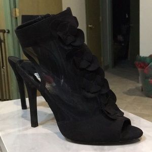 “Nine& Co”Peep toe shoe